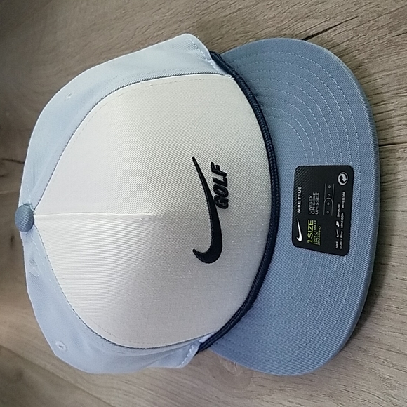 Nike Golf Retro 72 True Snapback Hat 